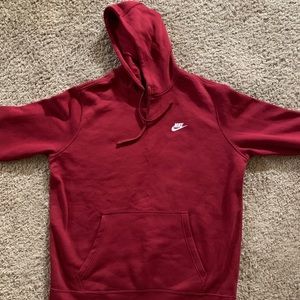 burgundy nike hoodie